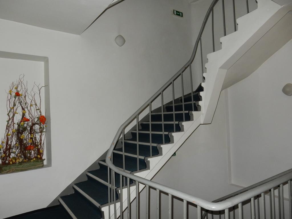 טאלין Tatari 53 Hotel מראה חיצוני תמונה
