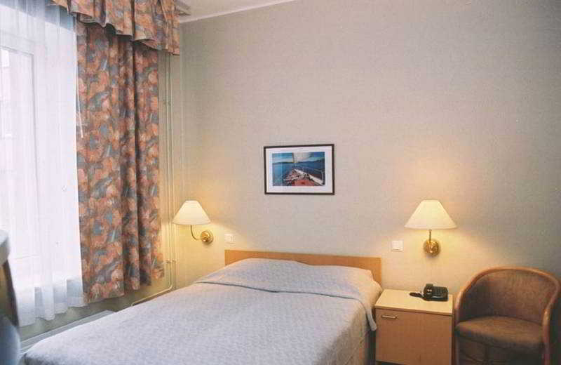 טאלין Tatari 53 Hotel מראה חיצוני תמונה
