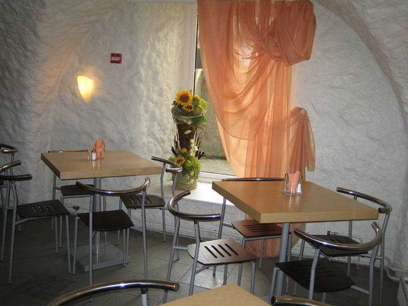 טאלין Tatari 53 Hotel מראה חיצוני תמונה